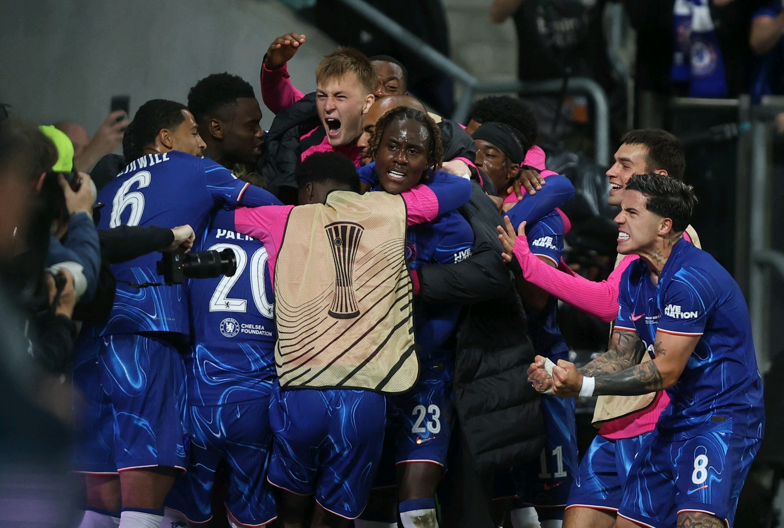 BBIN体育真人-强队闯关，谁能称霸欧洲足球舞台(欧洲足球霸主)